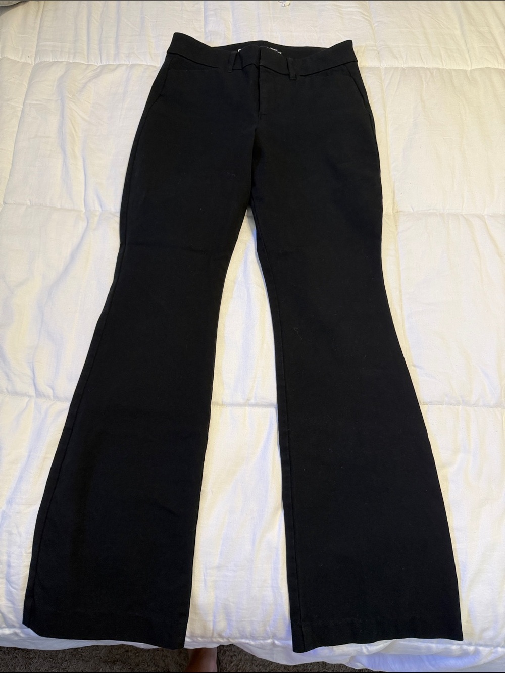 Old Navy Pixie flare work pant size 4 regular length